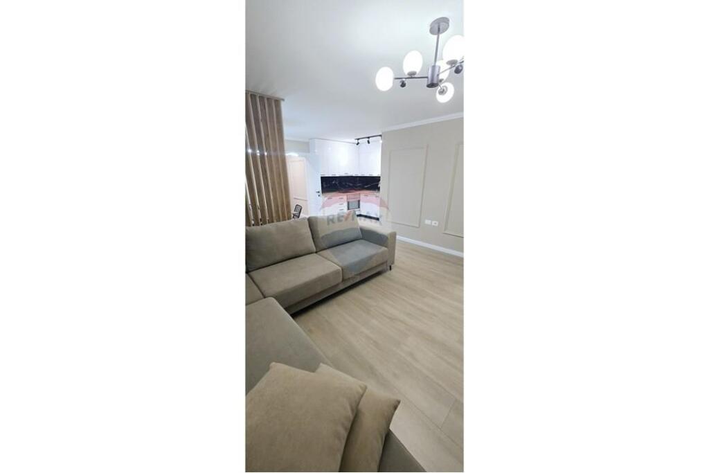 Apartment 3+1+2 for Rent – Train Station