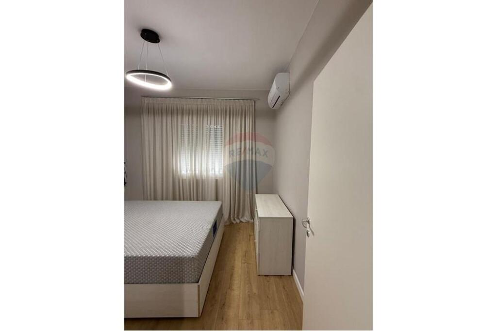Apartment 1+1 for rent at Pazari i RI!