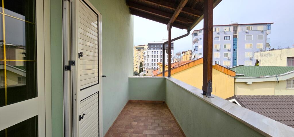 Apartment 2+2bathrooms+2 balconies for rent Durres Street
