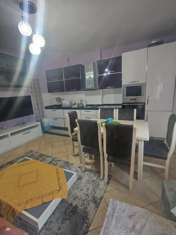 Apartament me qera 1+1 te Markata
