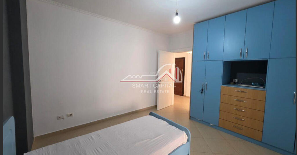 SHITET APARTAMENT 2+1+1 TEK RRUGA E CIPAJVE, VLORE!!