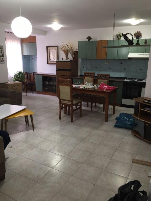 Jepet me qera apart 2+1 te Ministria e Drejtesise