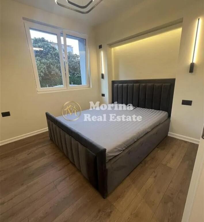 Shitet Apartament 1+ 1, te 21 Dhjetori, te Mozaiku,  Cmimi 105000 Euro.
