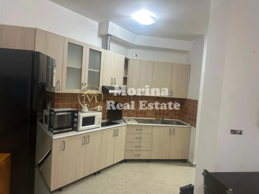 Rent, Apartment 1+1, Center – 9 Floors, 800 Euro/Month. Negotiable.