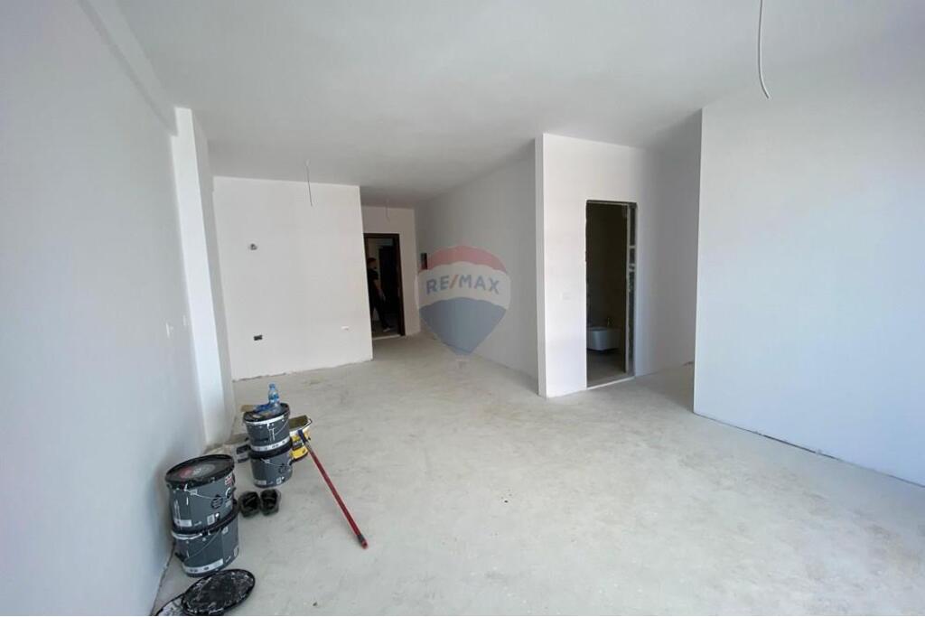 SHITET, APARTAMENT 2+1, FRESKU. !