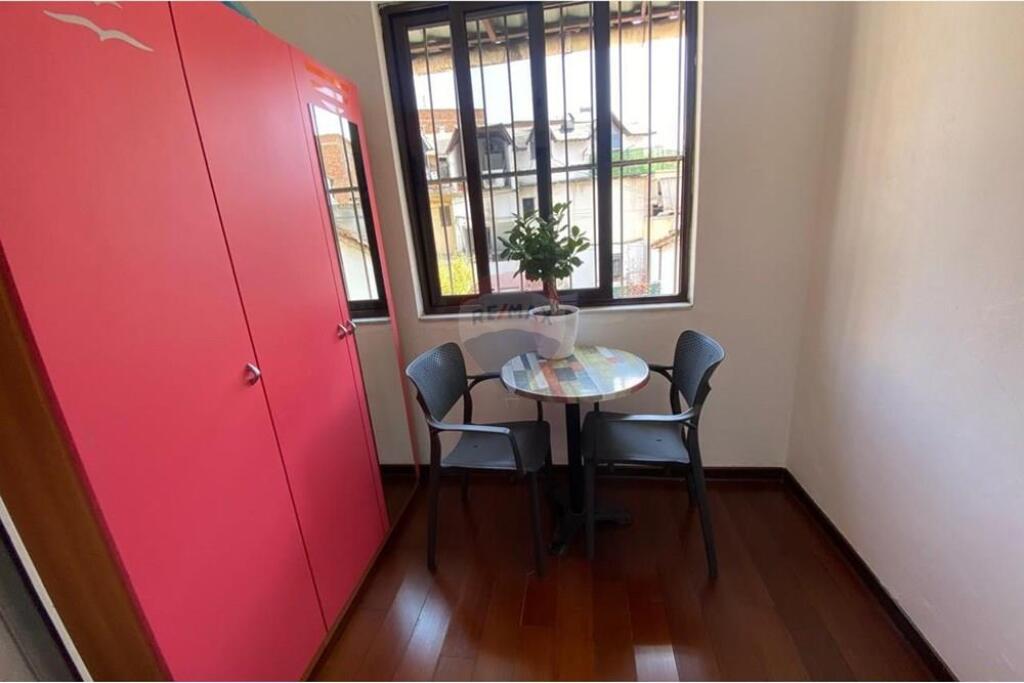 APARTAMENT PER SHITJE NE LAPRAKE
