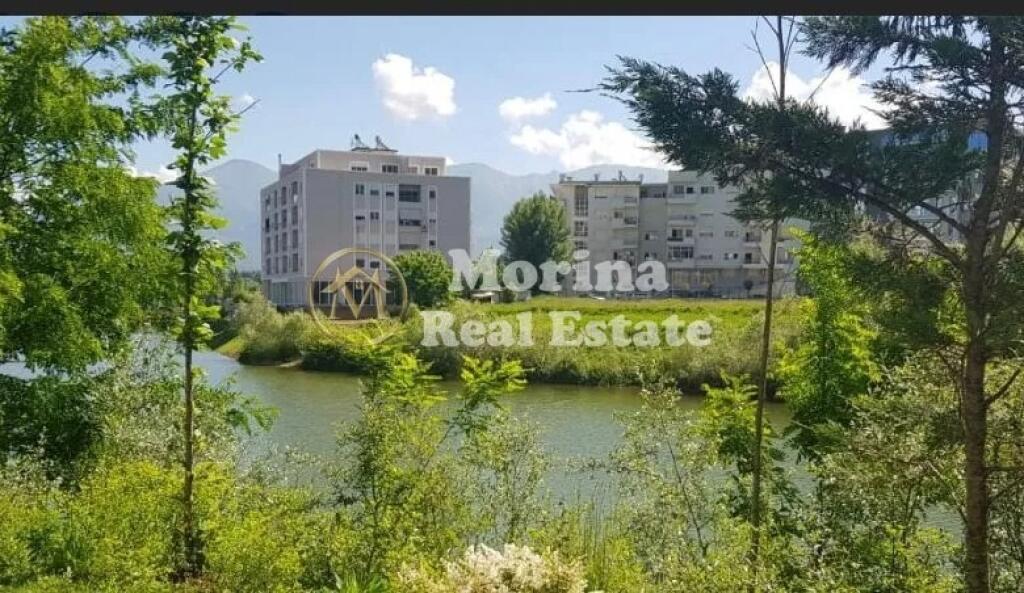 Qera,Papafingo , Liqenh i Thate, 1200 euro/muaj