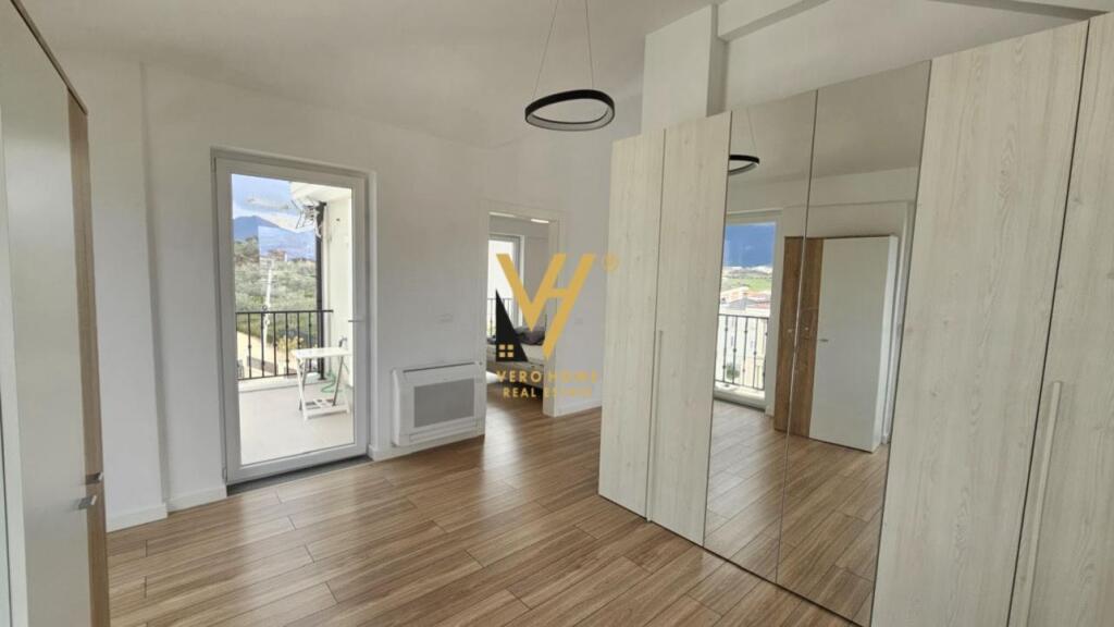 JEPET VILE TRE KATESHE ME QERA NE MJULL BATHORE 2.500 EURO