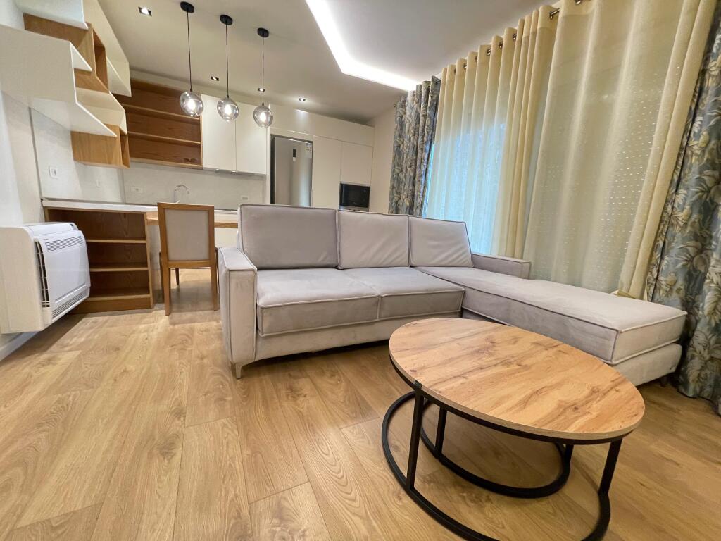 🔑Jepet Me Qira Apartament 1+1 📍RRUGA BARRIKADAVE