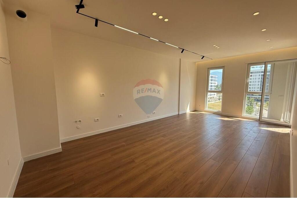 APARTAMENT 2+1 PER SHITJE TE UNIVERS CITY