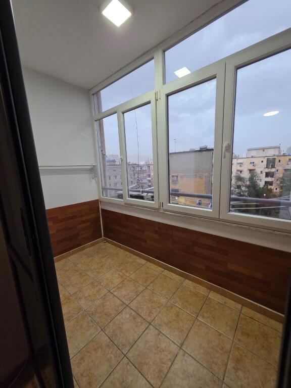 Appartamento 1+1 in Affitto a Myslym Shyri, Tirana