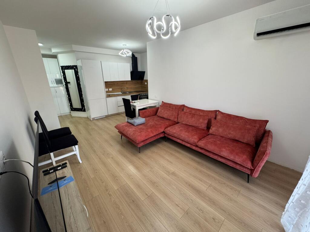 For rent 1+1 Near 21 Dhjetori