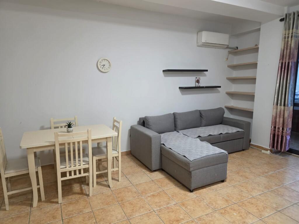 Appartamento 1+1 in Affitto a Myslym Shyri, Tirana
