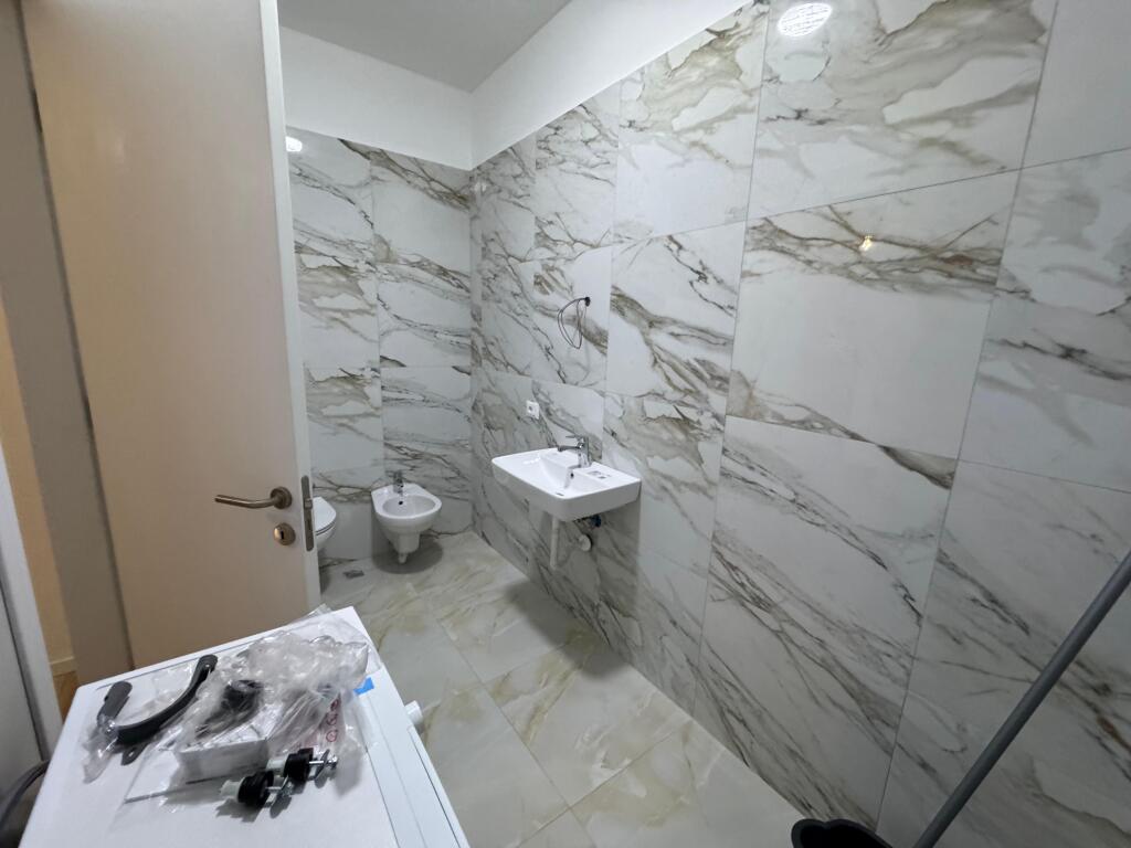 Apartment me qera 1+1 Astir