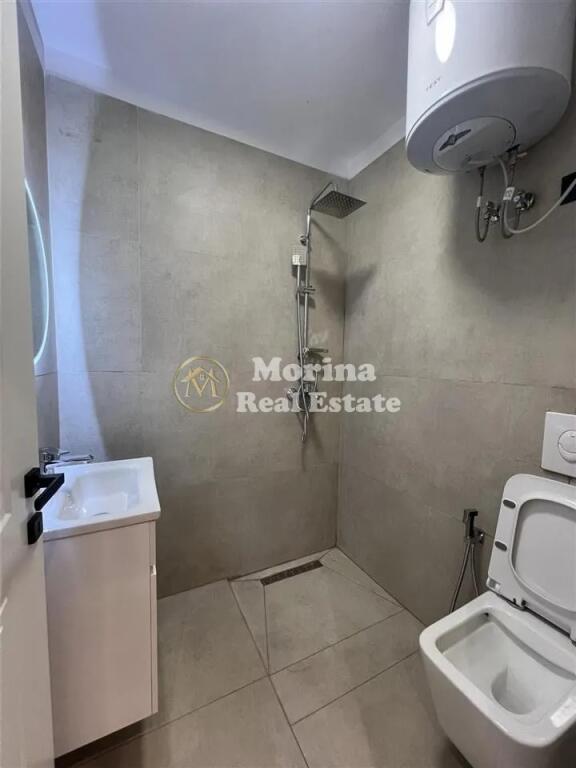 Shitet Apartament 1+ 1, te 21 Dhjetori, te Mozaiku,  Cmimi 105000 Euro.