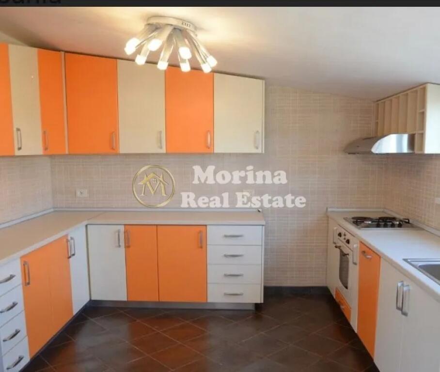 Qera,Papafingo , Liqenh i Thate, 1200 euro/muaj