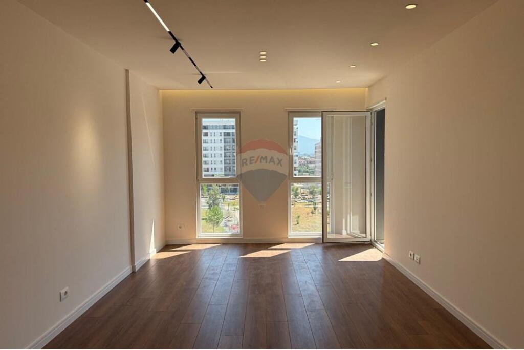 APARTAMENT 2+1 PER SHITJE TE UNIVERS CITY