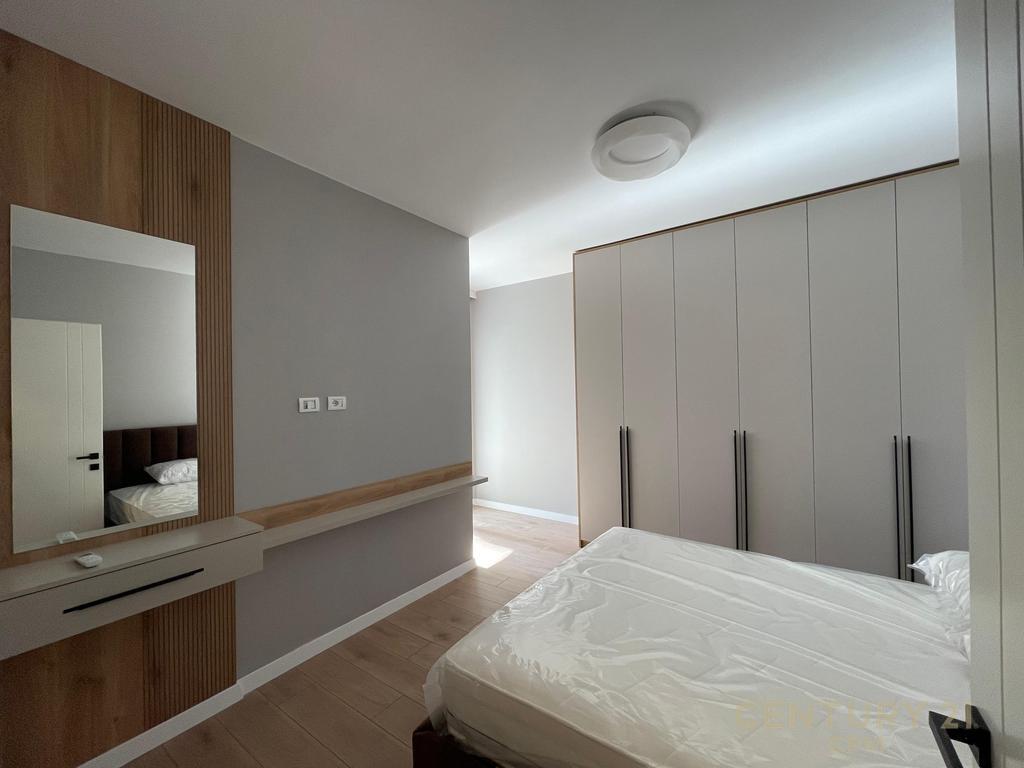 APARTAMENT 1+1 ME POST PARKIMI PER QIRA TEK PAZARI I RI