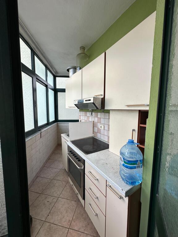 📣 Jepet me qira ambient për zyra – 3+1+2 📍 Ish Ekspozita ✨