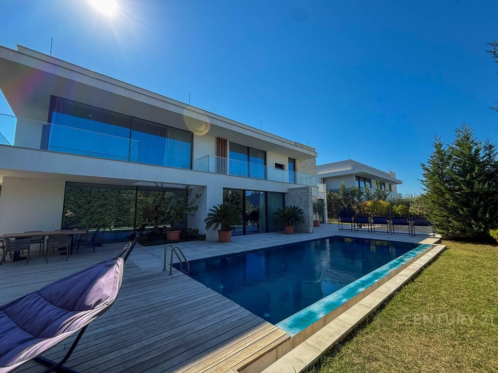 LEDA (IRG120691) VILË LUKSOZE PËR SHITJE NË MJULL-BATHORE! - 2,000,000 €