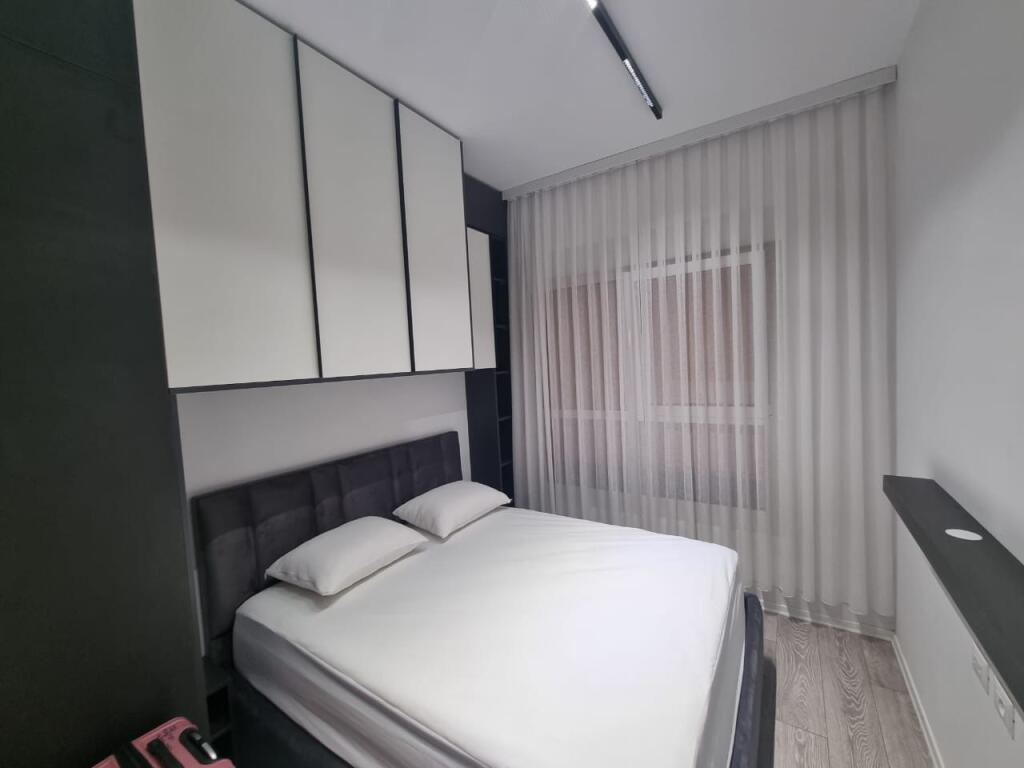 📣 QERA SUPER Apartament 1+1 📍 Kompleksi Mangalem, Ali Dem 🛣️ Rruga "Pasho Hysa" ✨