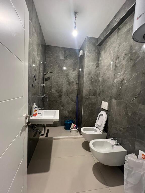 Shitet Apartament 1+1 tek Kompleksi Erli, Porcelan