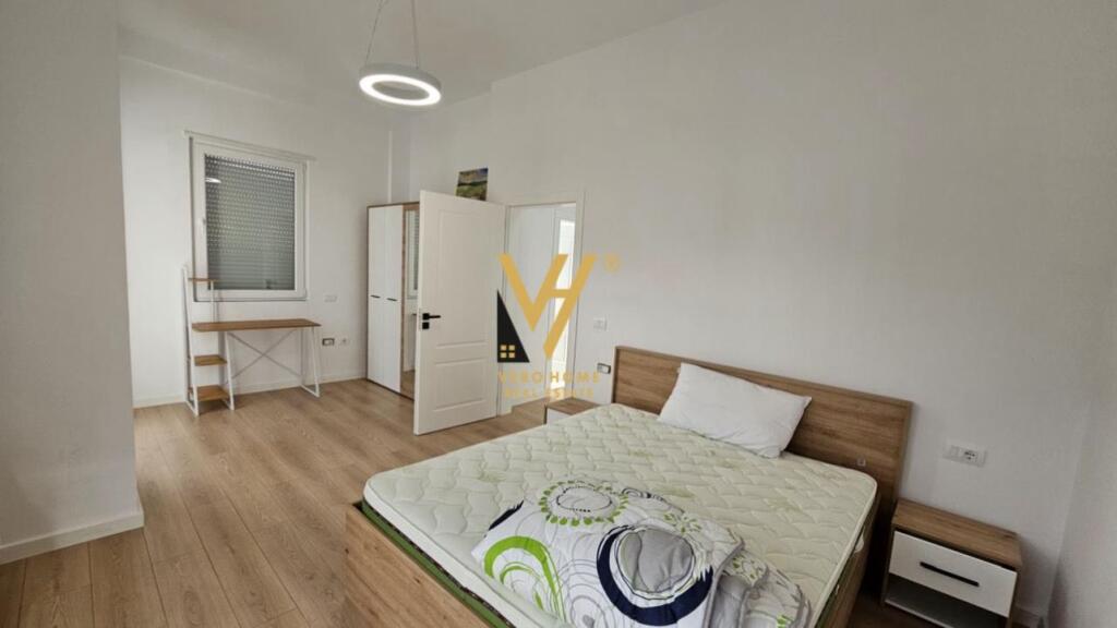 JEPET VILE TRE KATESHE ME QERA NE MJULL BATHORE 2.500 EURO