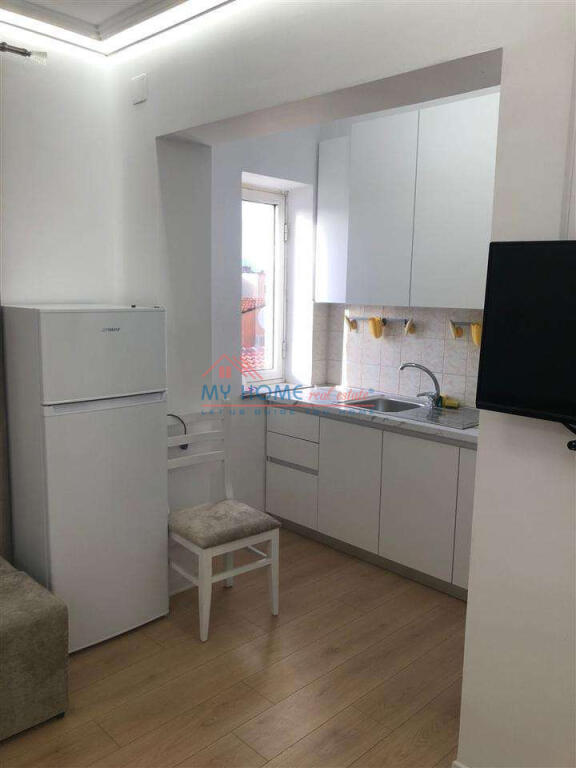 Apartment 1+1 for rent near the Train Station