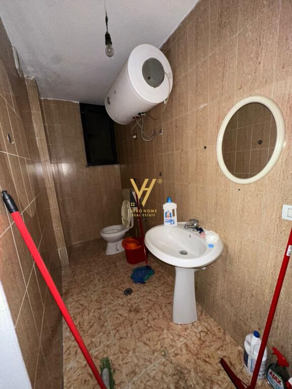 JEPET DYQAN 68 M2 ME QIRA NE VASIL SHANTO 75.000 LEKE