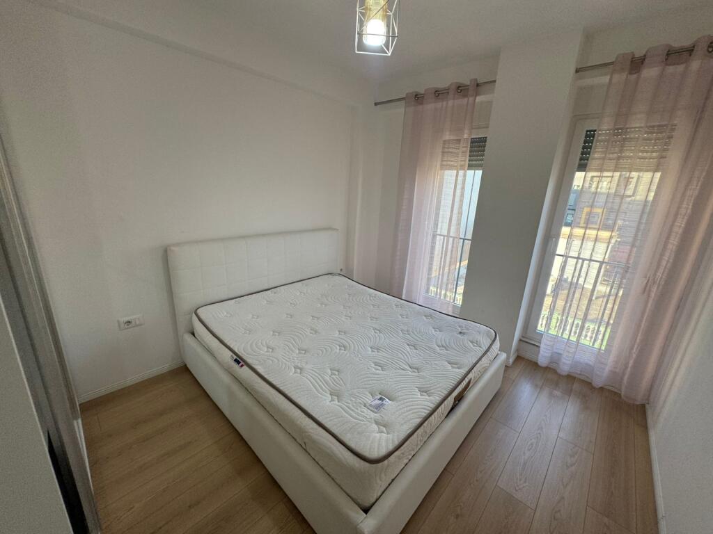For rent 1+1 Near 21 Dhjetori