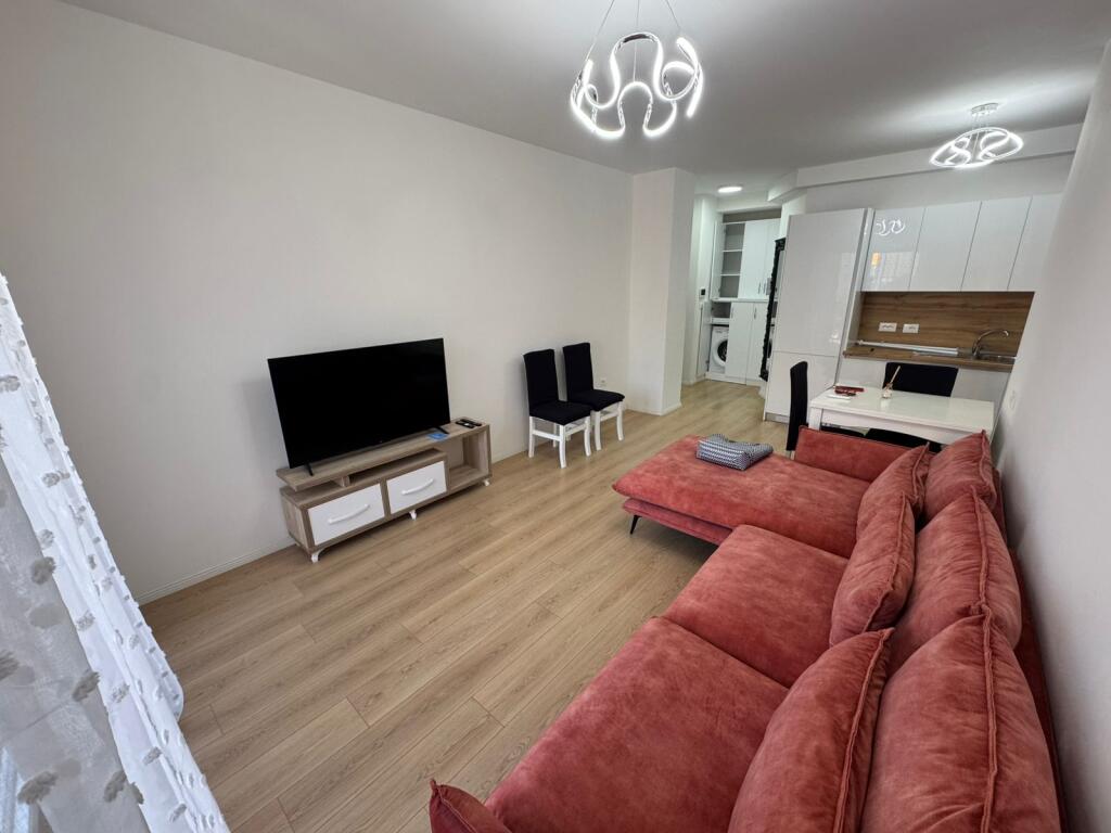 For rent 1+1 Near 21 Dhjetori