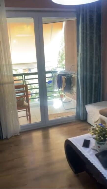 APARTAMENT ME QERA 2+1 RRUGA BARDHYL 500 EURO