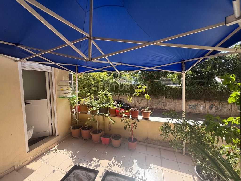 Shitet Apartament 3+1 – Zona e Oxhakut.  155,000 €