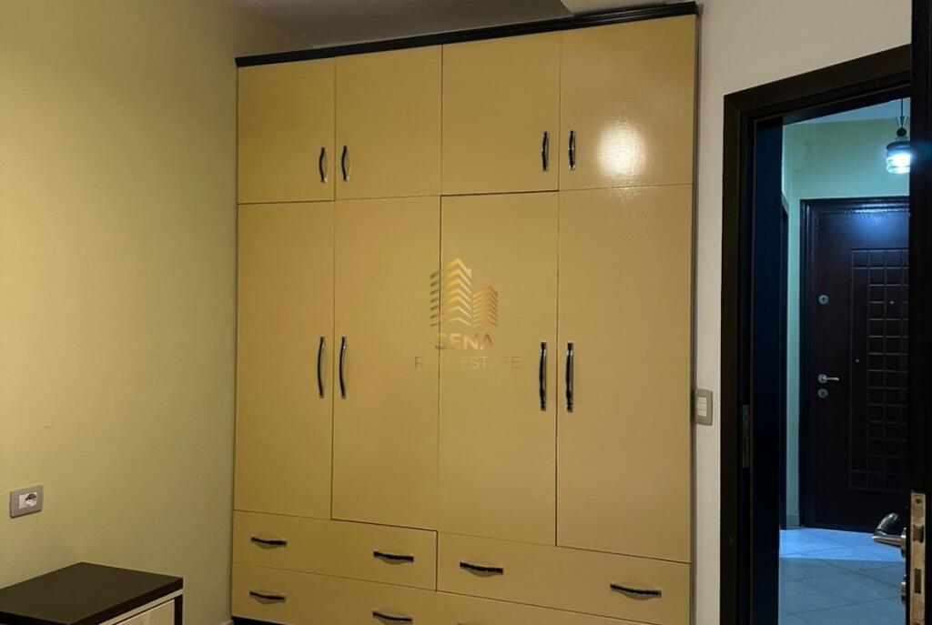 Qira, Apartament, 1+1+blk, Astir, 400 Euro/Muaj