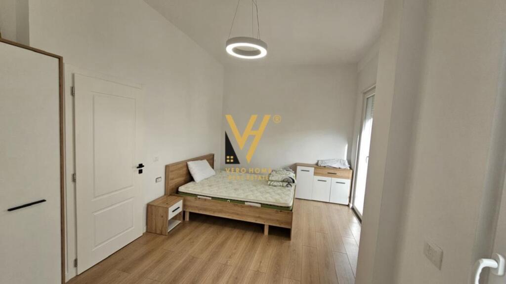 JEPET VILE TRE KATESHE ME QERA NE MJULL BATHORE 2.500 EURO