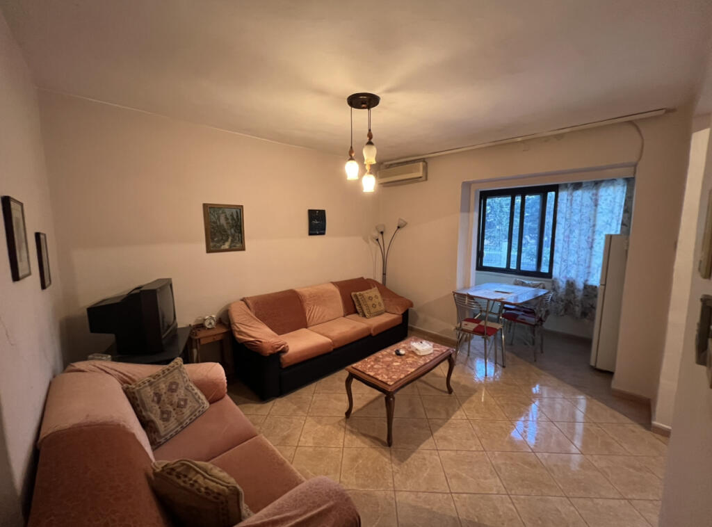 📣 QERA Apartament 2+1 📍 Prane Shkolles Se Baletit 🛣️ Rruga "Mihal Grameno" ✨