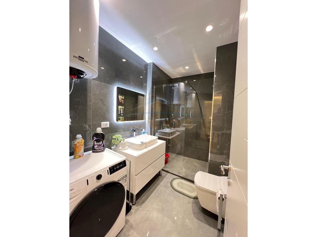 For sale, Apartment 1+1, Unaza e Re.