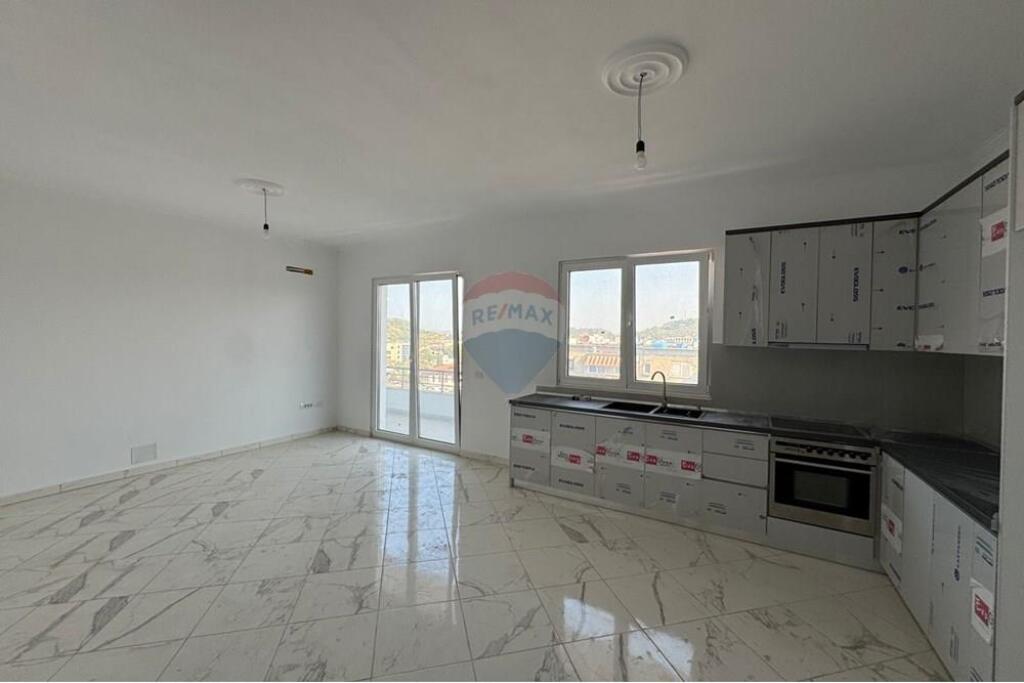 Apartament 2+1 per qira