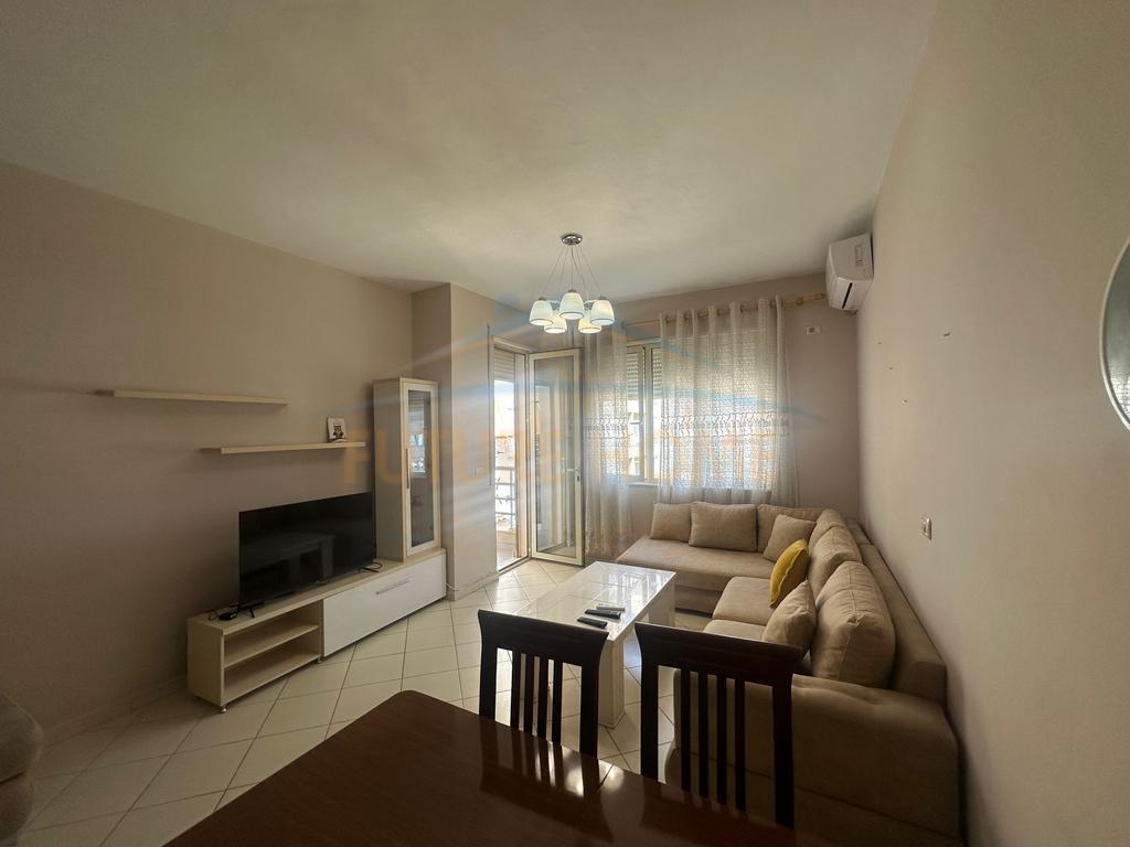 Rent, Apartment 1+1, Train Station, Tirana.