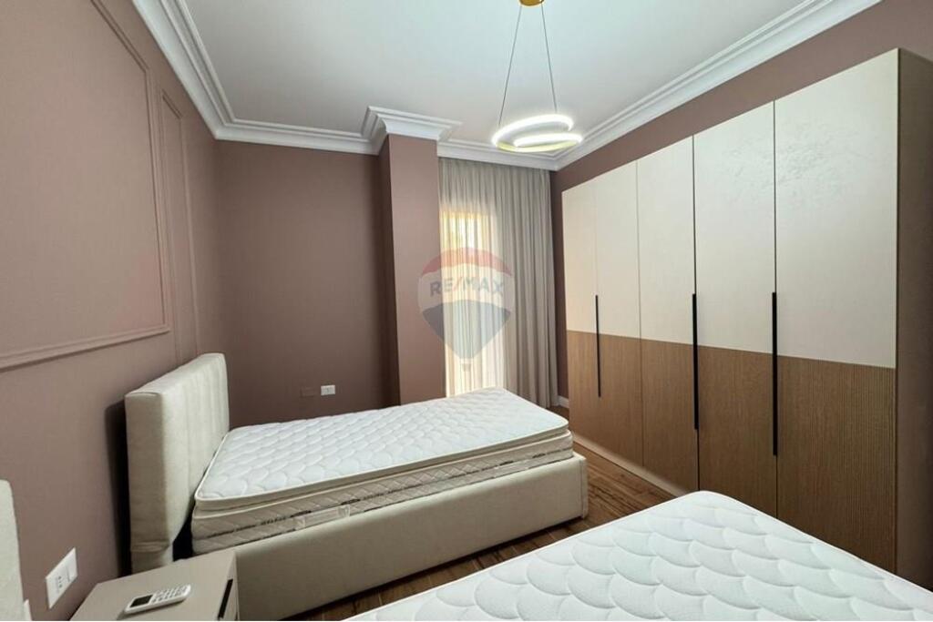 APARTAMENT 2+1+2 PER QIRA TE LIQENI I THATE