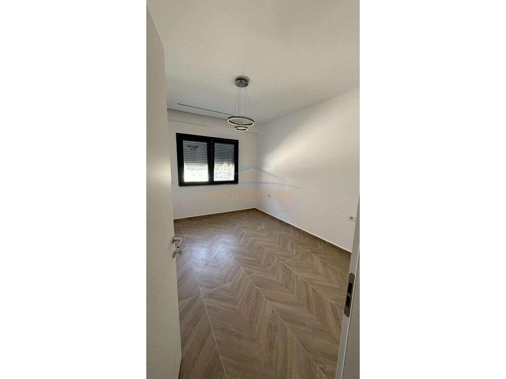 Shitet, Apartament 3+1+2 , Residenca Oasis, Tirane