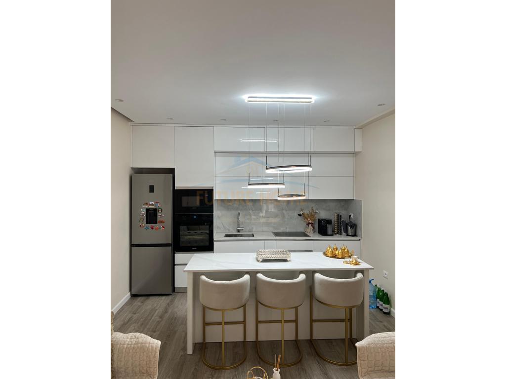 For sale, Apartment 1+1, Unaza e Re.