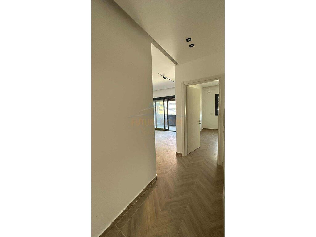 Shitet, Apartament 3+1+2 , Residenca Oasis, Tirane