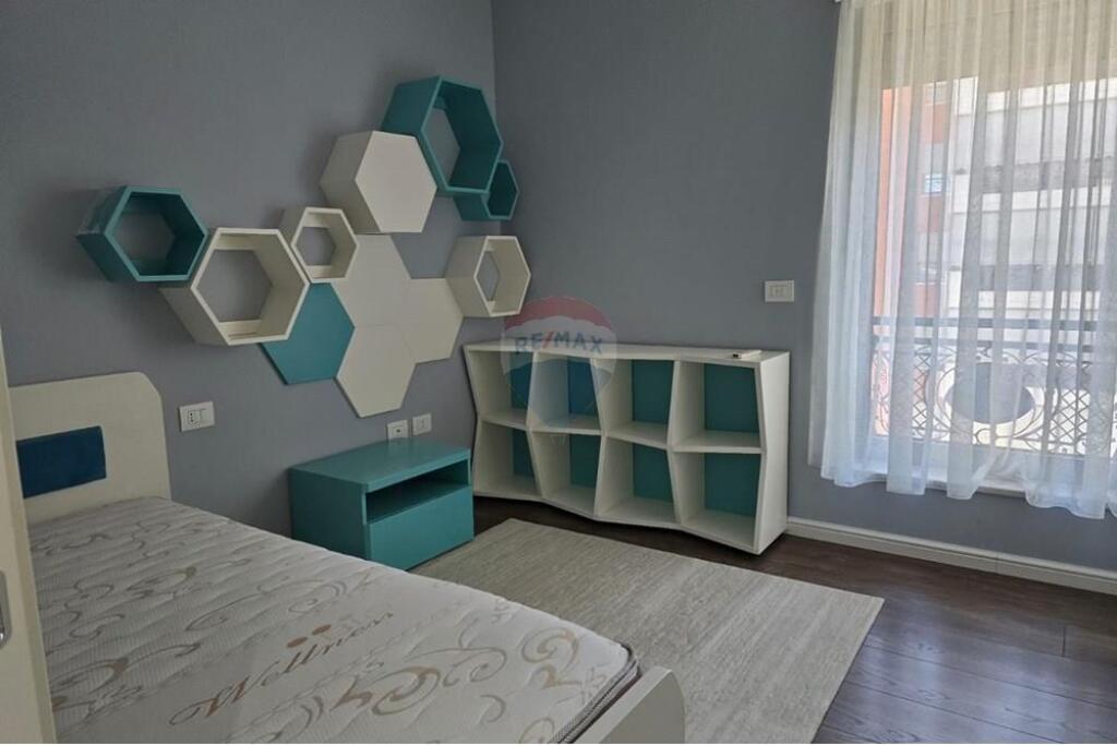 APARTMENT 3+1+2 FOR RENT AT DELIJORGJI COMPLEX