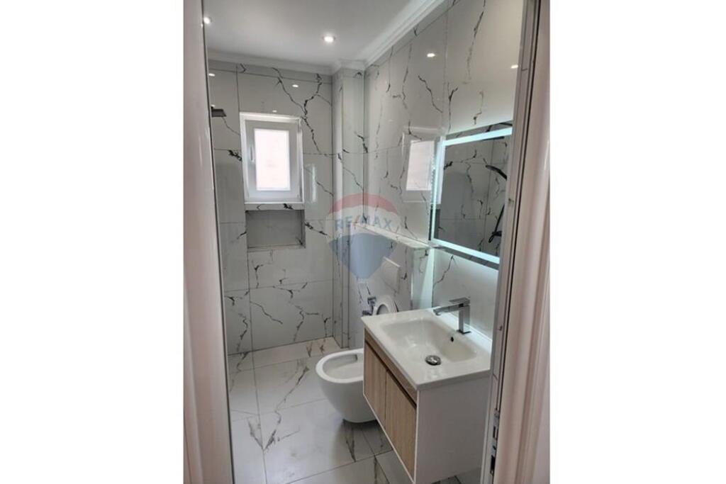 Appartamento 1+1 in vendita a Porcelan