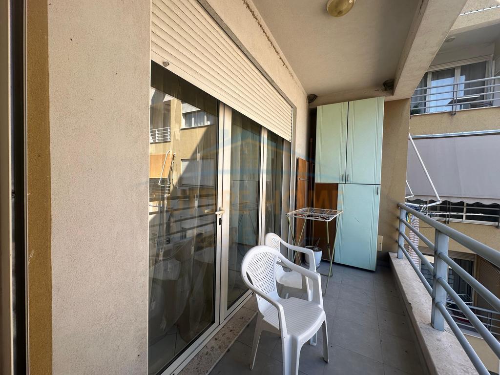 Rent, Apartment 1+1, Train Station, Tirana.