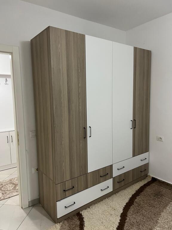 Jepet Me Qera Apartament 2+1+1 Ballkon