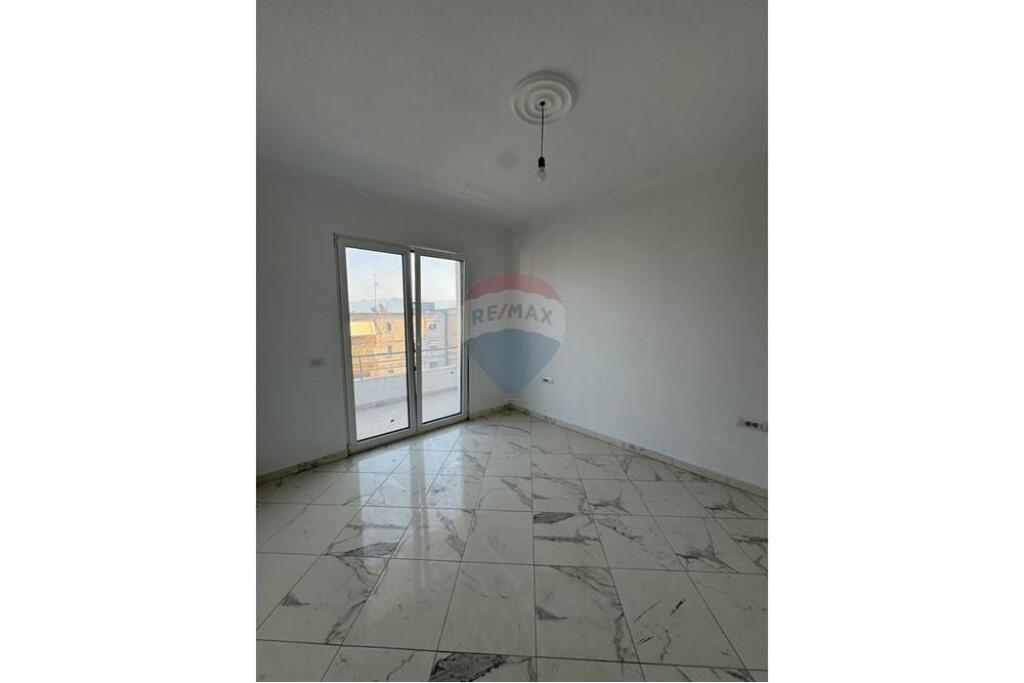 Apartament 2+1 per qira