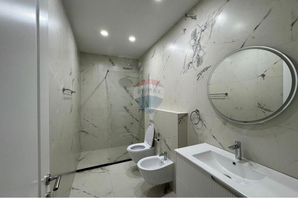 APARTAMENT 2+1+2 PER QIRA TE LIQENI I THATE