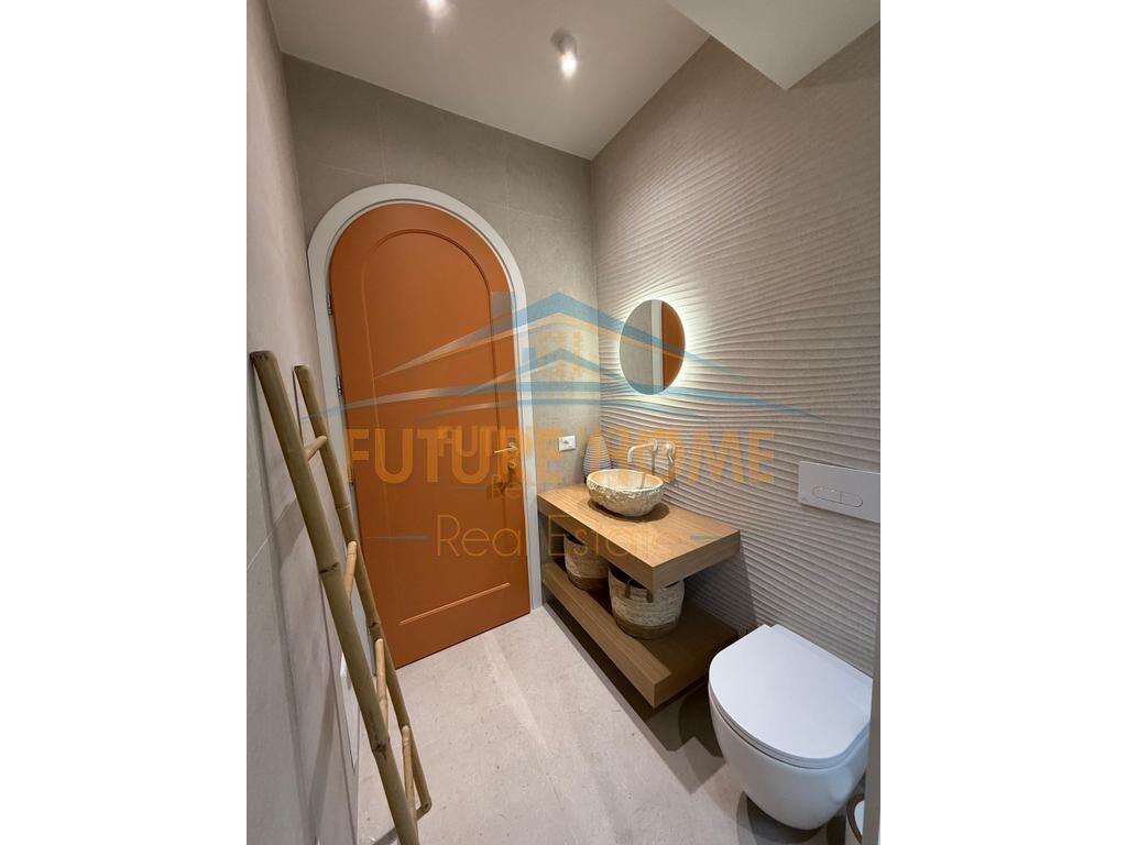 Qira, Apartament 2+1, Myslym Shyr